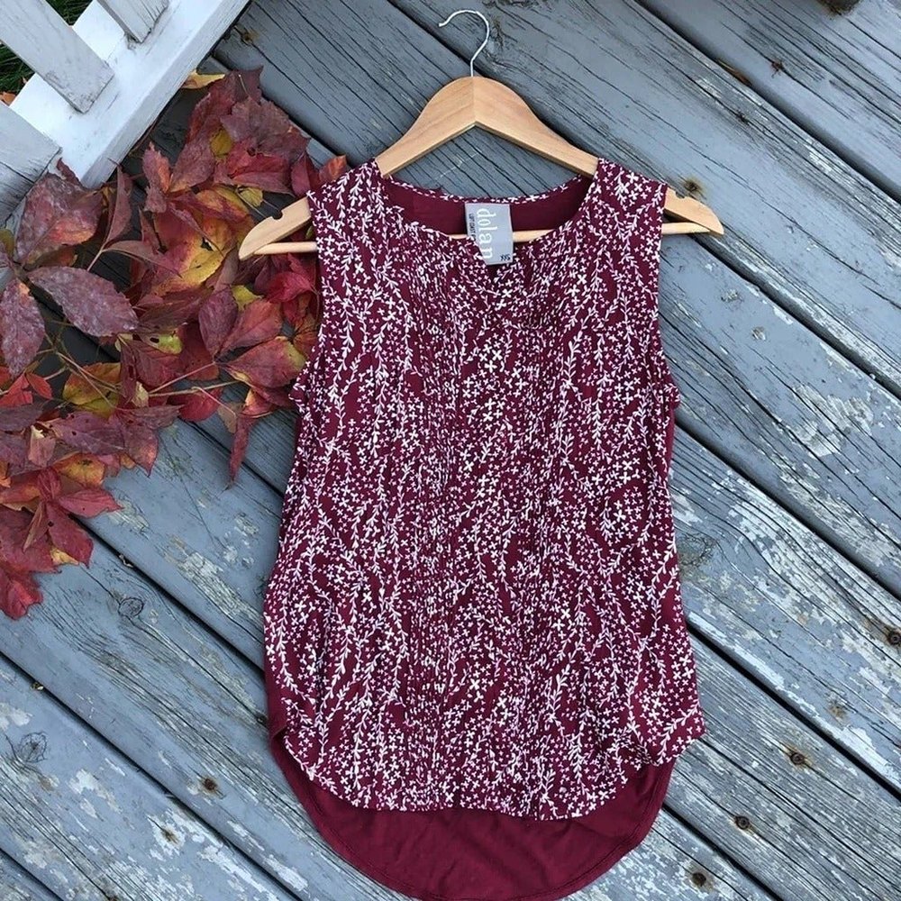 Anthropologie Dolan Jules Red & White Floral Pleated Top, XXS